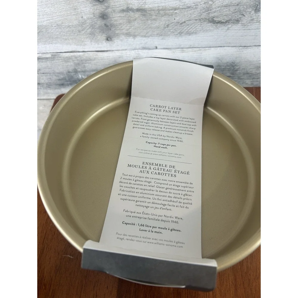 William Sanoma Carrot Layer Cake Pan Set